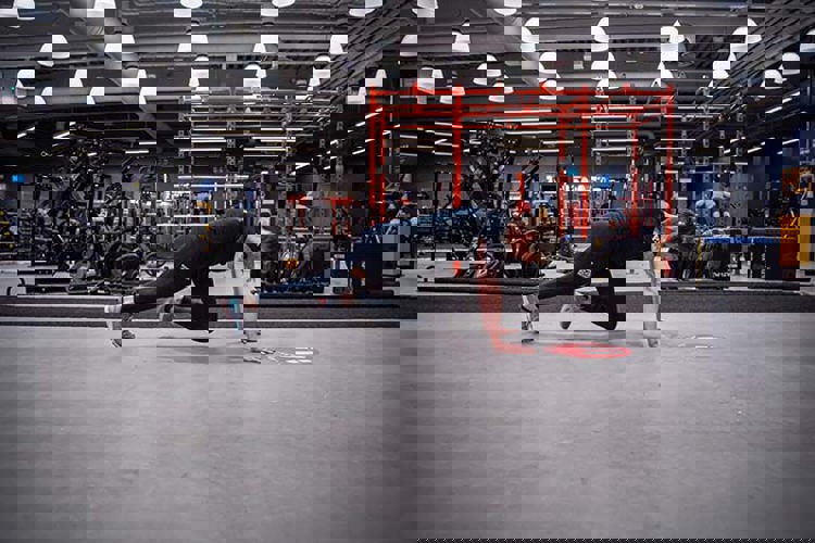 Mountainclimber gym exercise